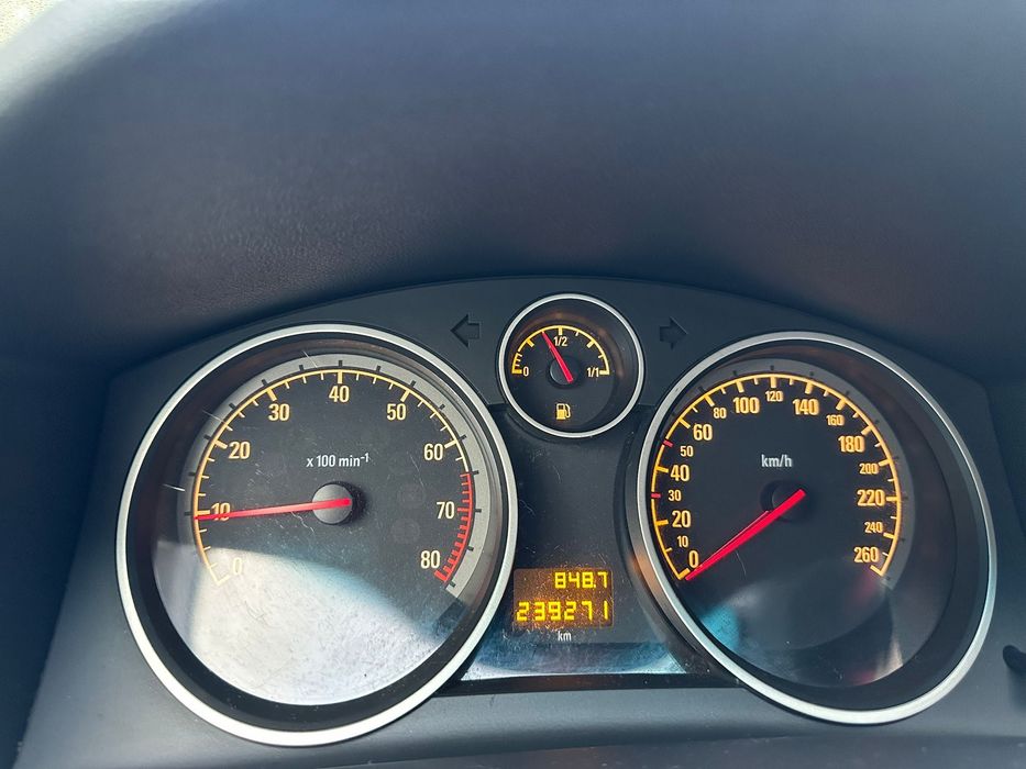 Opel Astra 1.6 benzyna