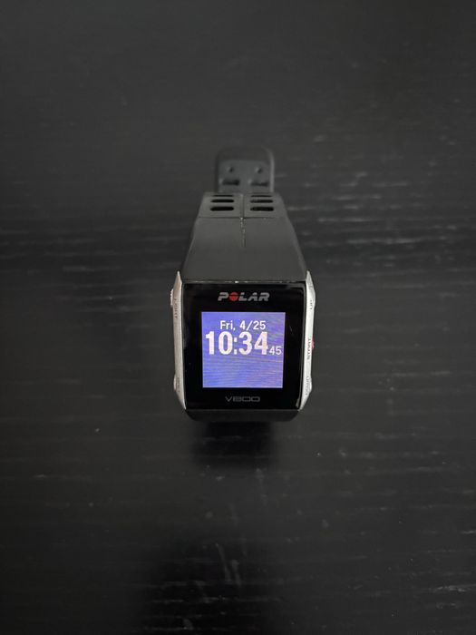 Relógio Polar V800 (com fita e sensor de frequência cardíaca)