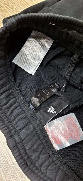 Adidas spodnie dresowe dresy czarne 134- 140