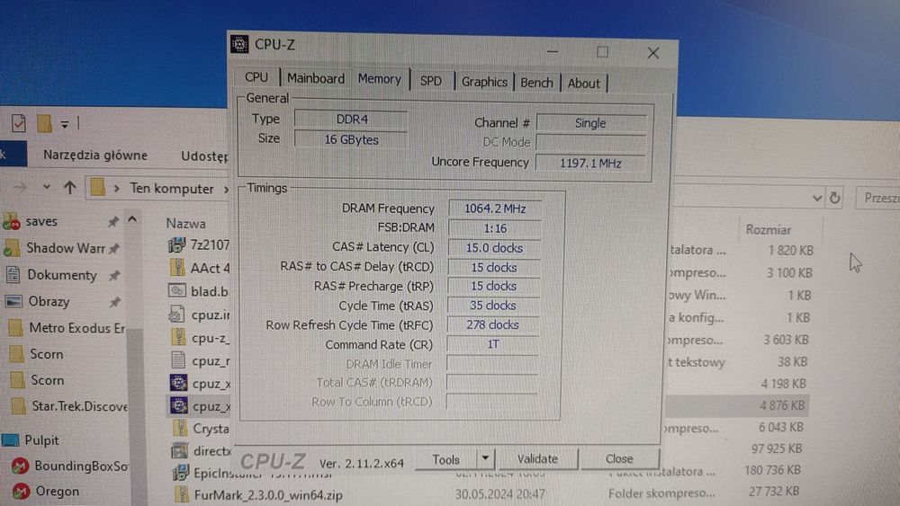 Komputer do gier Lenovo, Radeon RX 6500 XT, Xeon, 16 GB RAM, SSD+HDD