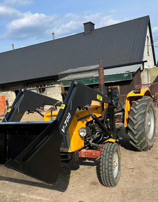 osprzęt/ŁYŻKA do ŁADOWACZ CZOŁOWY UTB 700KG! III sekcyjny! siłowniki 2 stronnego działania! ZETOR 3320>7211 Ursus c-330 c-360 28.12 35.12  MF 235/255