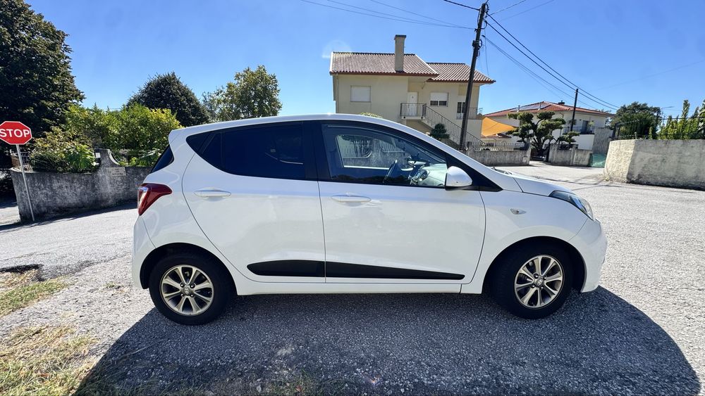 Hyundai i10 2016 (110.000 km) – Revisão Feita Particular