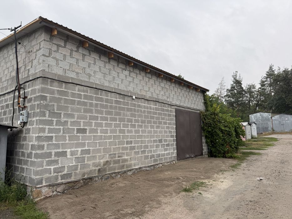 Продам  гаражне приміщення