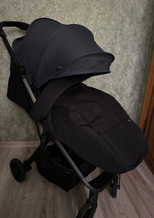 Прогулянковий візок Carrello Nova/ Карело Нова