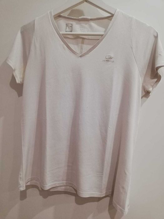 s shirt ginasio, corrida, super leve e facil de secar, veste M