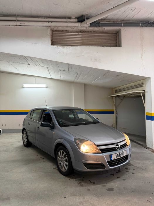 Opel Astra 1.7CDTI COSMO Nacional
