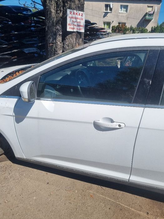 Drzwi lewe przód Ford Focus Mk3 AP