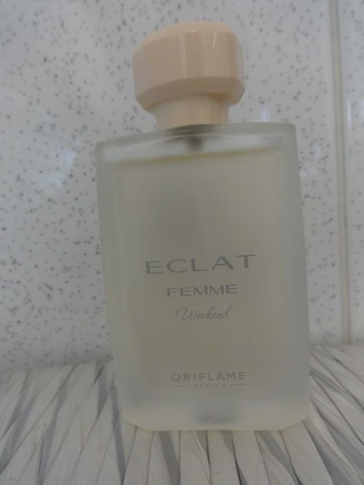 Perfume Eclat Femme Weekend Oriflame