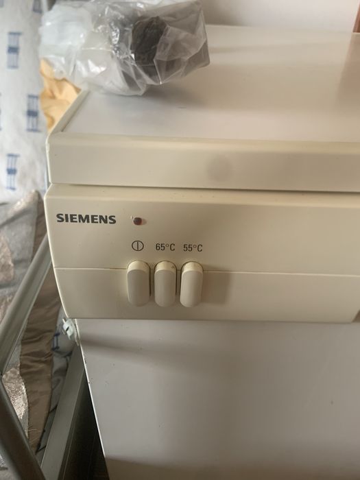 Maquina de lavar louca SIEMENS