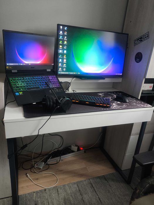 Biurko gamingowe z oświtleniem LED BRW