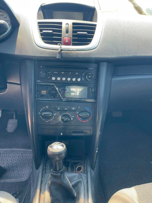 Peugeot 207 para peças