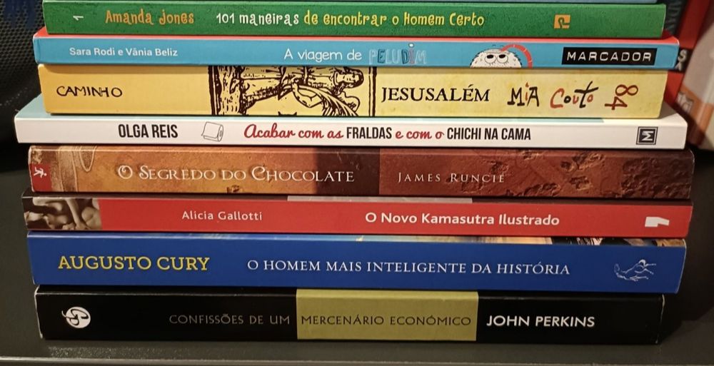 Lot of 15 books in good condition