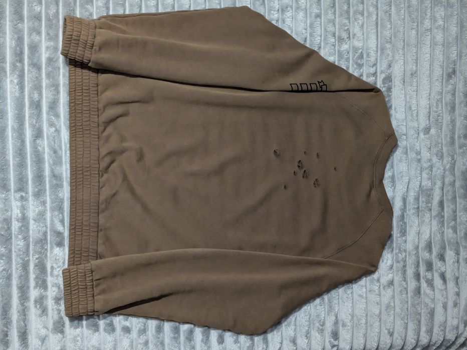 Number nine shield aw01