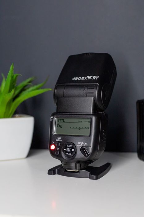 Flash Canon Speedlite 430EX IIIRT Usado Termas De São Vicente • OLX