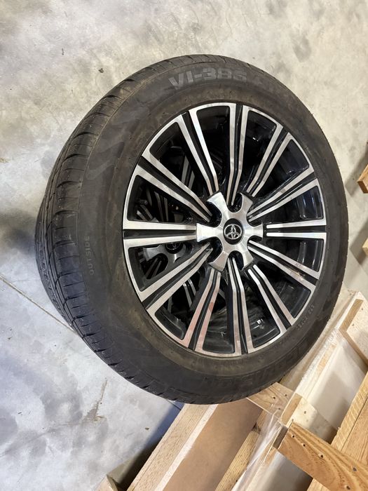 Jantes Land Cruiser originais R20