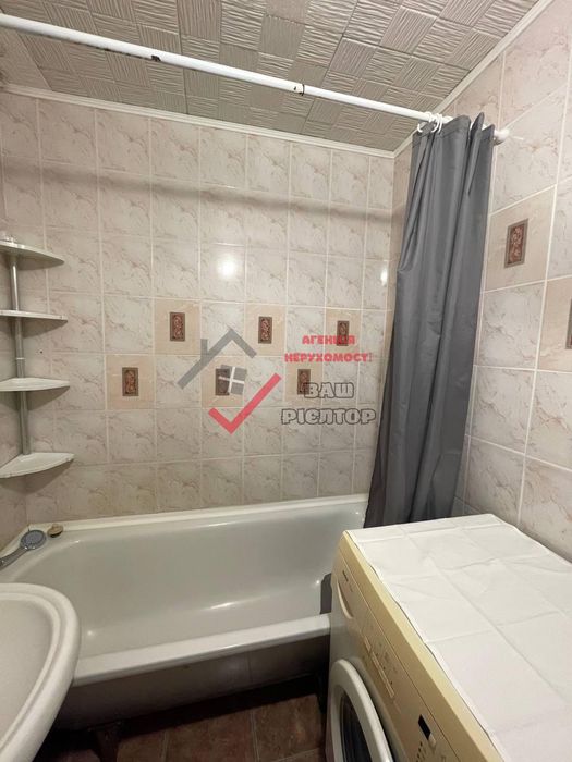 Продаж світлої 2-кімнатної квартири — «Заходь і живи!»