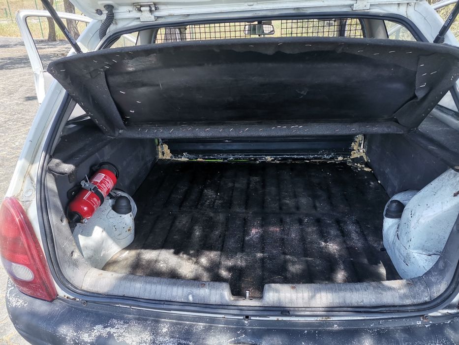 Opel corsa B 1.7 Gasóleo