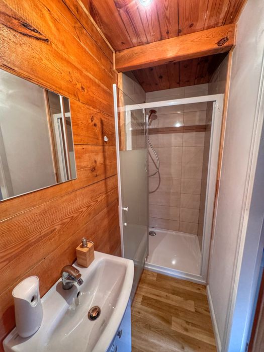 Dzialka z domkiem rod komorow (rezerwacja)