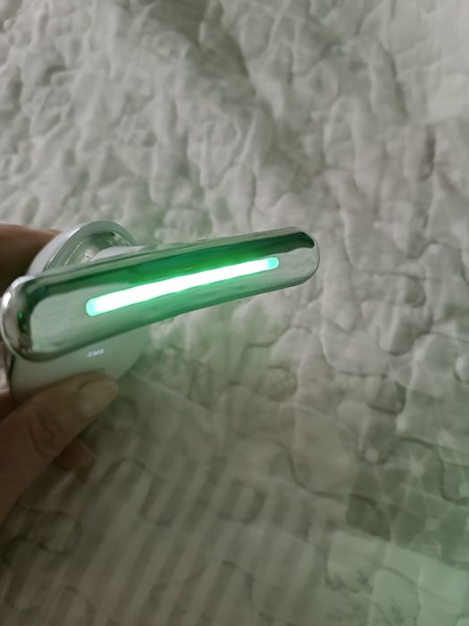 Masażer LED 6 trybów światła