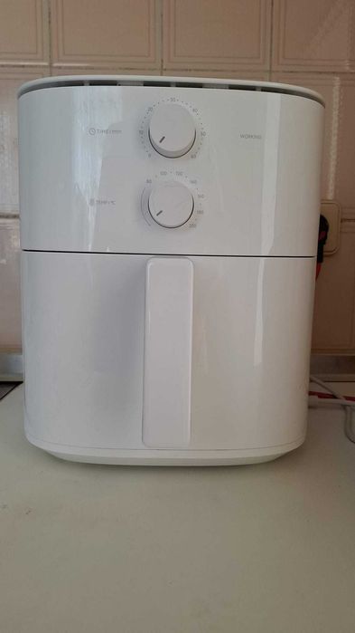 Vendo Air Friyer intacta