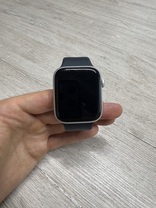 Apple Watch Series 5 44mm Aluminum Sport Band смарт годинник