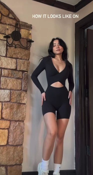 Комбез, в чорному кольорі