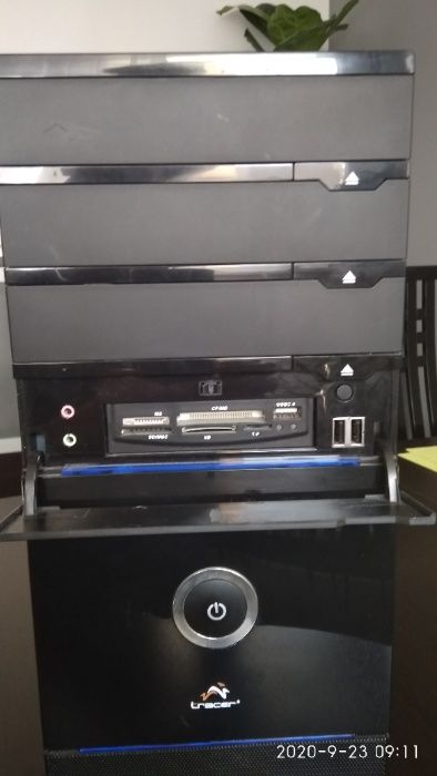 Komputer stacjonarny