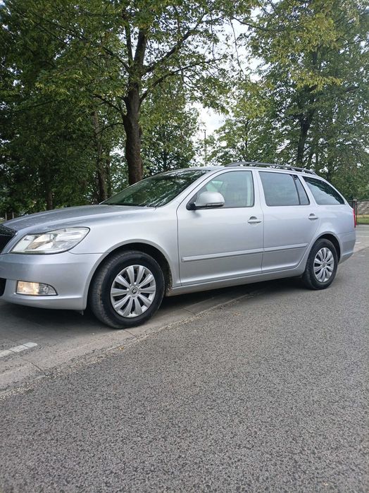 Продам Шкодувку 1.6 Автомат