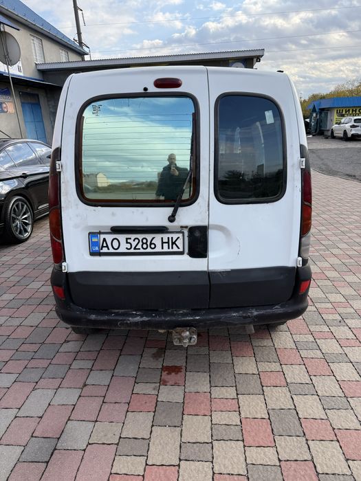 Продам кенго рено