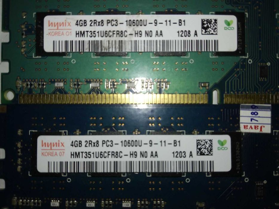 Продам 4Gb DDR3 2 шт