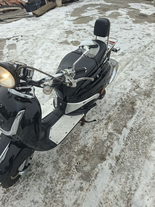 Skuter Znen zn125T-e