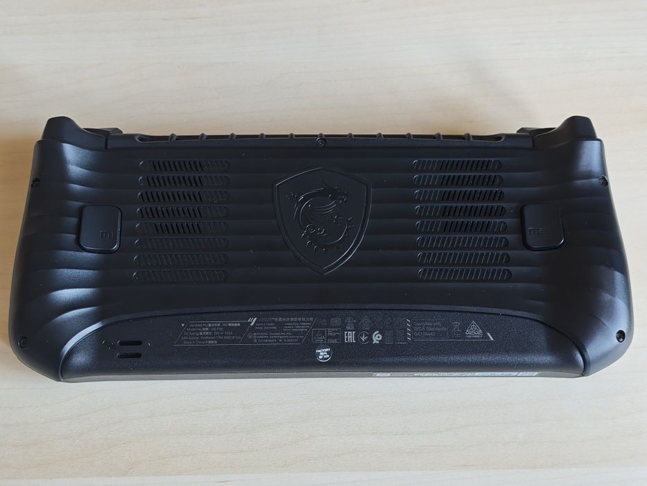 MSI Claw 8 AI+ A2VM 1TB + case Jsaux