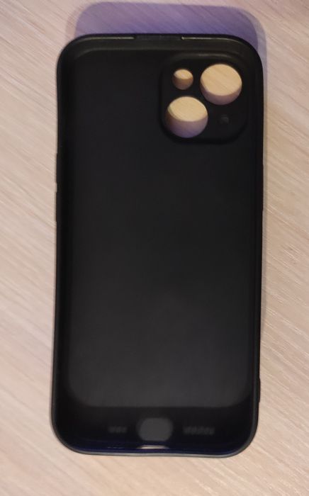 Чохли на iPhone 15