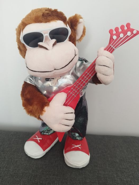 Tańcząca małpa z gitarą, pluszowa zabawka