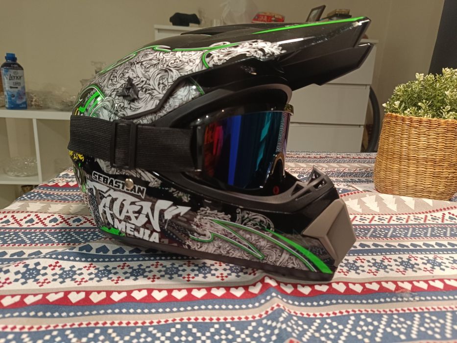 Nowy kask chulajnoga/motocross/enduro Cross + gogle | Rozmiar S Czarny