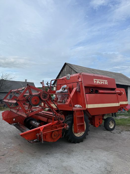 Kombajn Fahr M750 z sieczkarnią