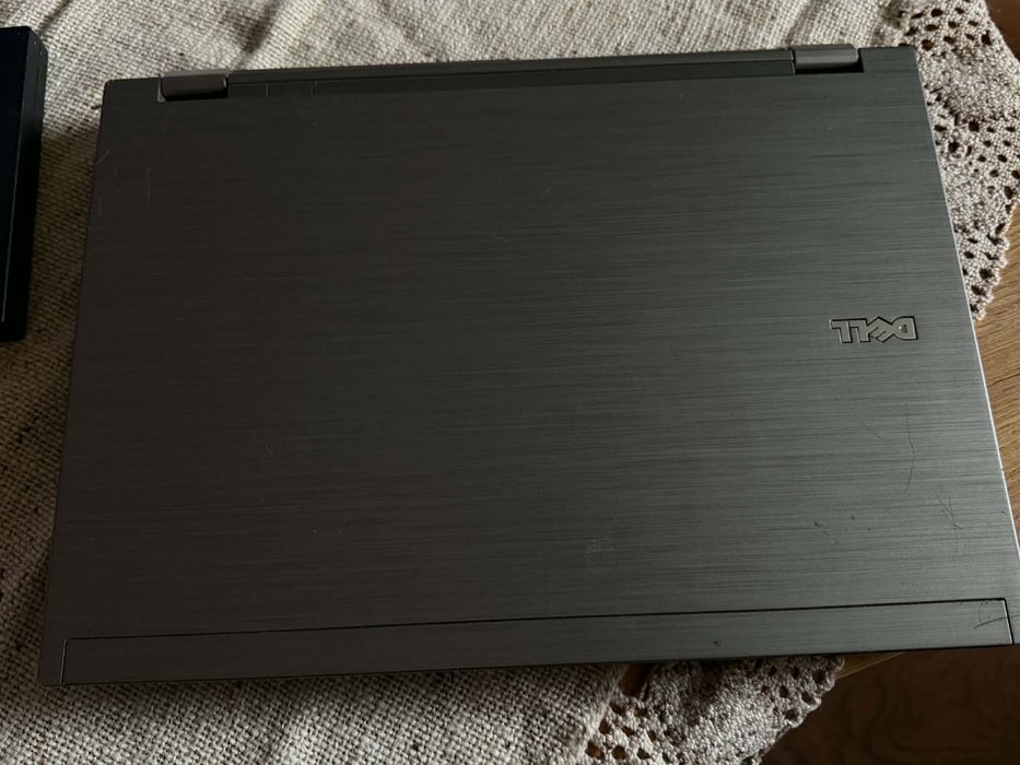 Laptop dell sprawny