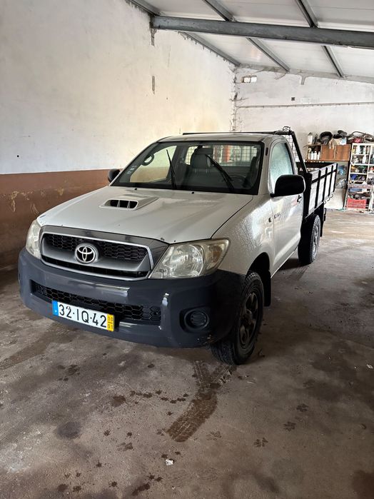 Toyota Hilux 2.5d 4*4