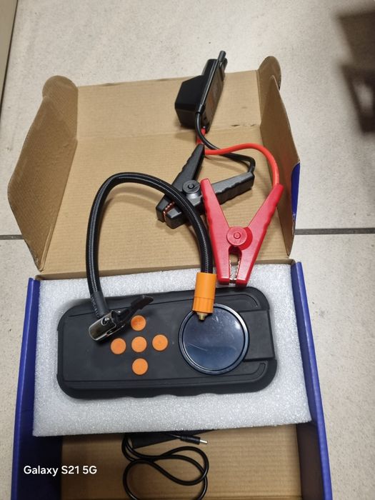 Jump Starter z kompresorem booster rozruchowy pompka | NOWY