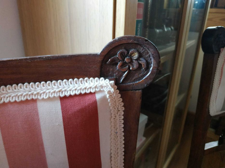 Conjunto de 4 cadeiras