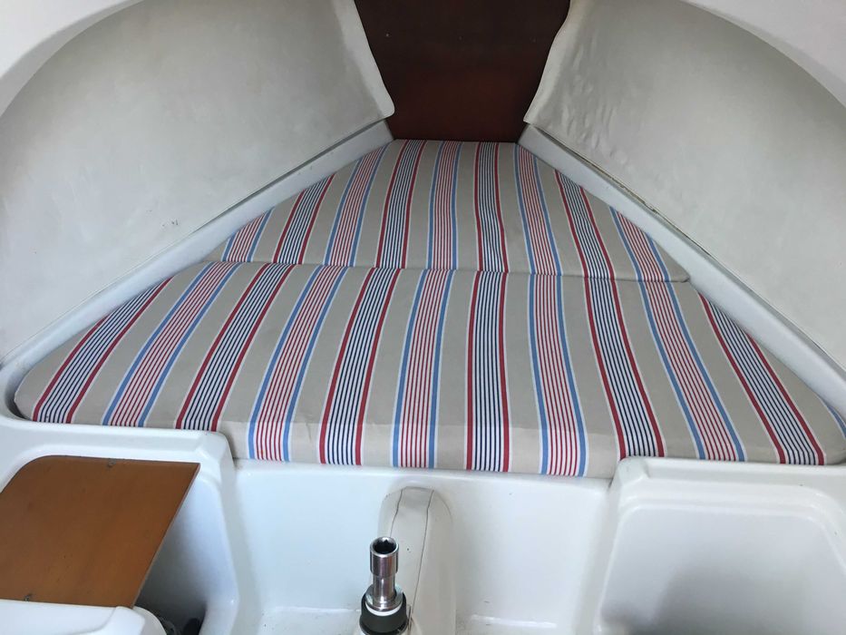 Veleiro Beneteau First 210