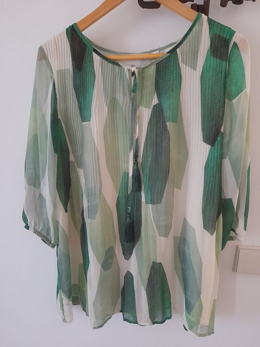 Blusas elegantes a "chamar" a Primavera