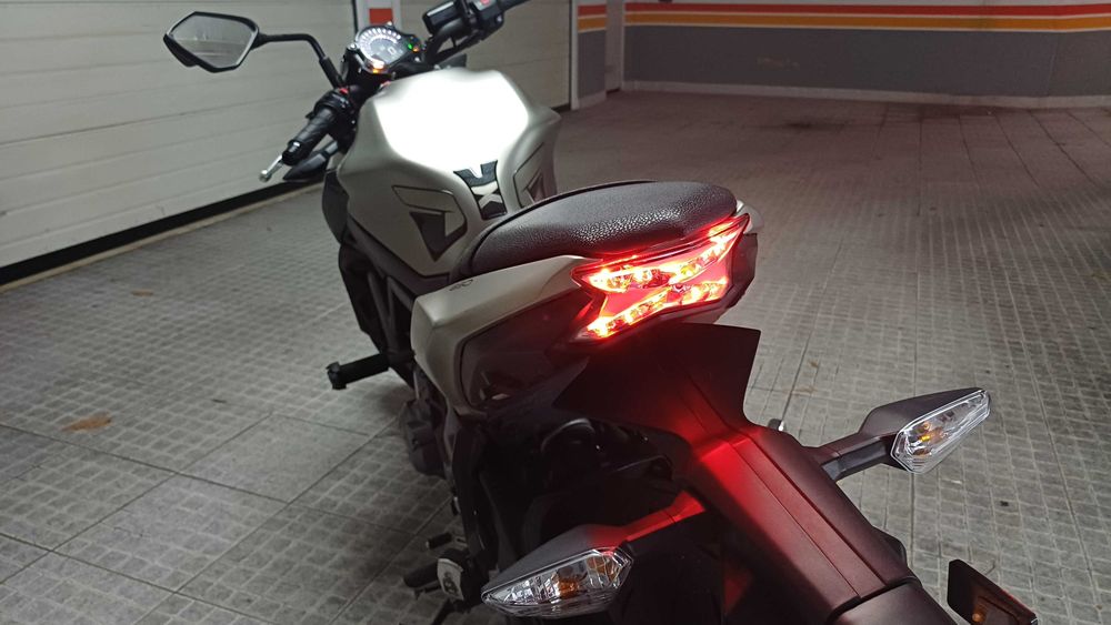 Vendo Kawasaki Z650 Performance 2017 - Como Nova