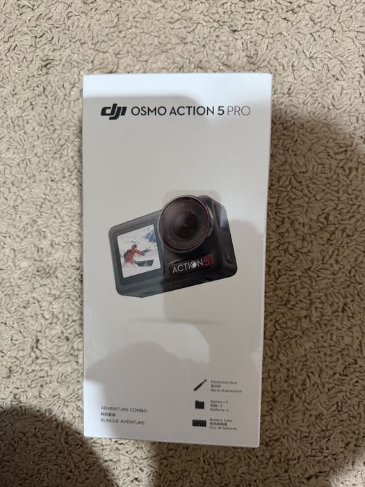 Екшн-камера DJI Osmo Action 5 Pro Adventure Combo