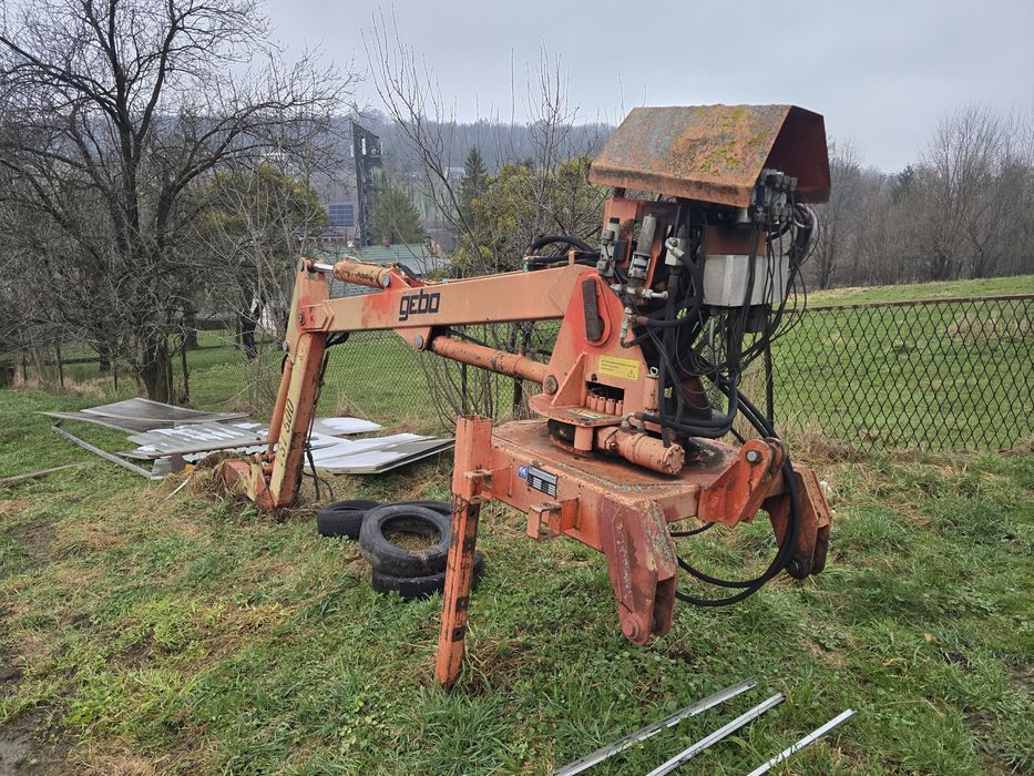 Ramię kopiące na ciągnik