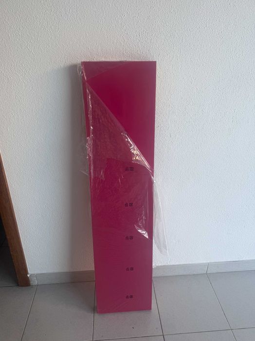 Estante LACK IKEA Rosa