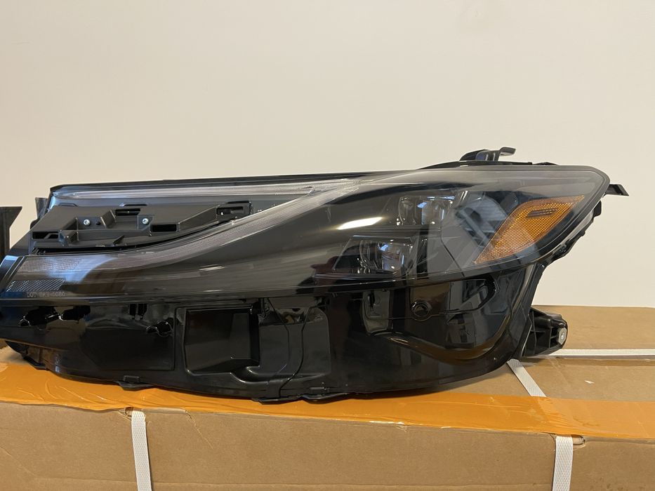 Фары Фара Camry 70 80 21+ рест SE, LE, XSE, XLE FULL LED левая правая