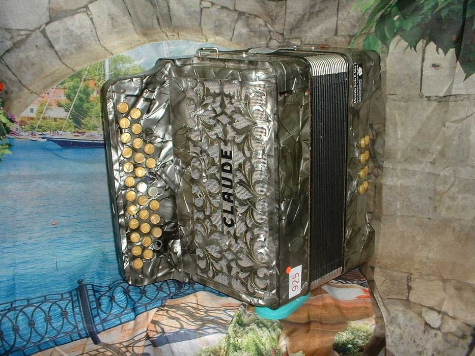 Concertina para venda N, 925