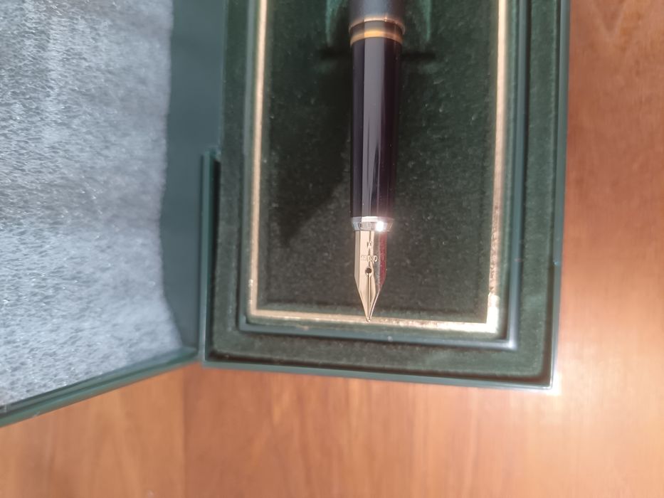 Vintage Cross Fountain Pen