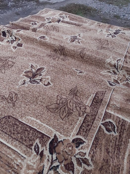 Коврове покриття 1.9 на 2.5 метра.1200 гривень